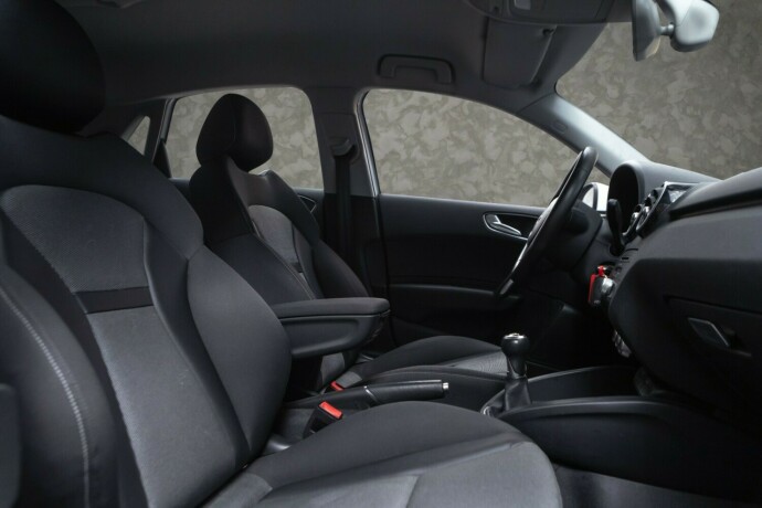 audi-a1-bensin-2014-big-22