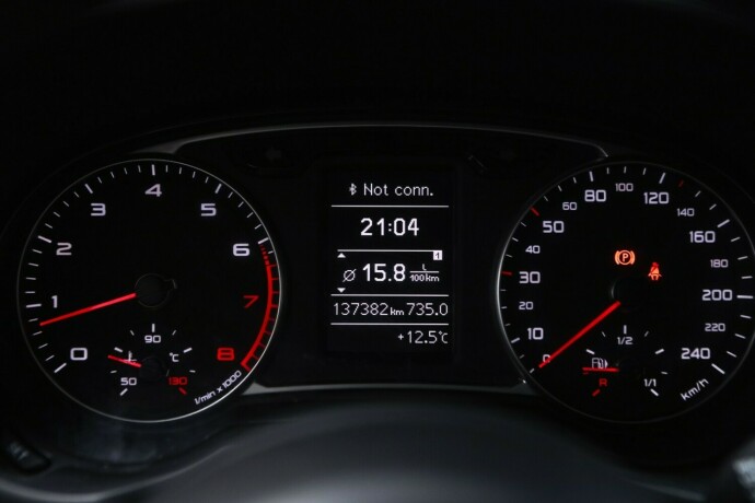 audi-a1-bensin-2014-big-13