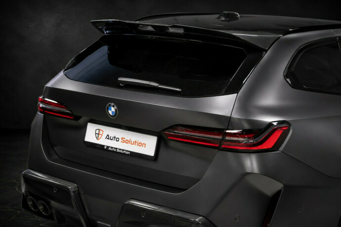 bmw-m5-plug-in-petrol-2025-big-32