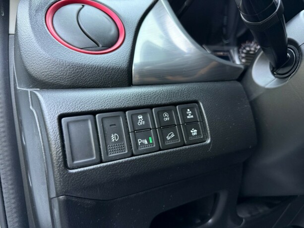 suzuki-vitara-bensin-2018-big-26