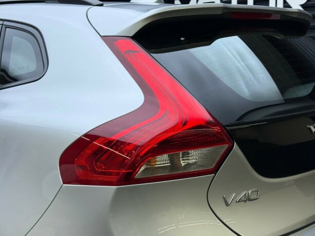 volvo-v40-cross-country-bensin-2018-big-6