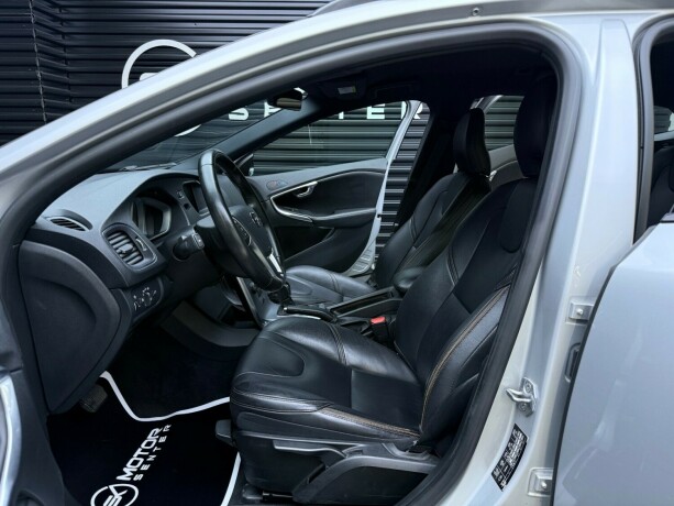 volvo-v40-cross-country-bensin-2018-big-21
