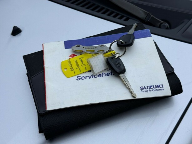 suzuki-jimny-bensin-2005-big-20