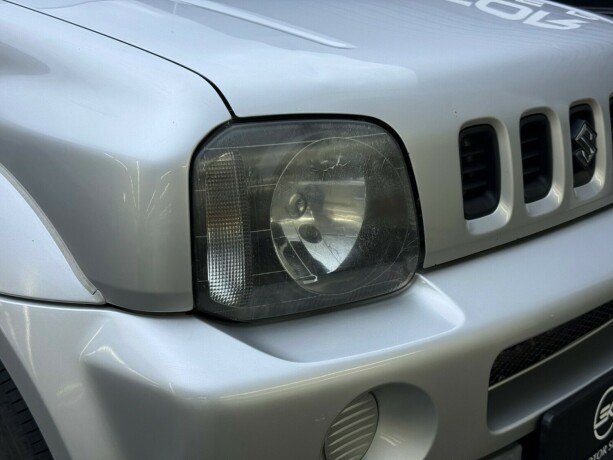 suzuki-jimny-bensin-2005-big-3