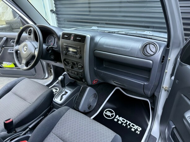 suzuki-jimny-bensin-2005-big-8