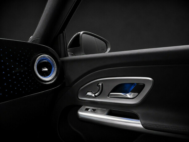 mercedes-benz-glb35-elektrisitet-2027-big-19
