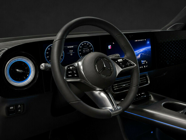 mercedes-benz-glb35-elektrisitet-2027-big-18