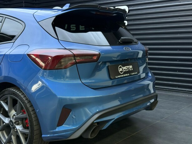 ford-focus-bensin-2020-big-6