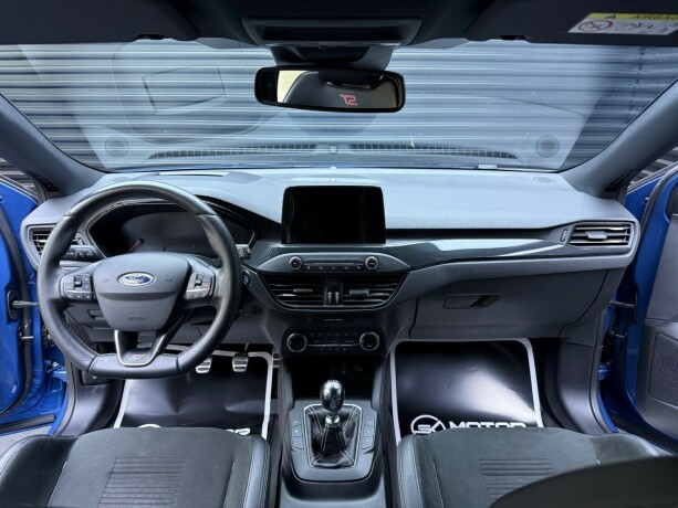 ford-focus-bensin-2020-big-9