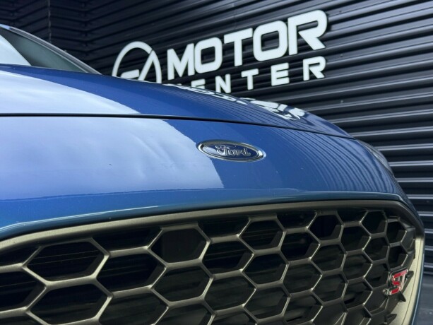 ford-focus-bensin-2020-big-4