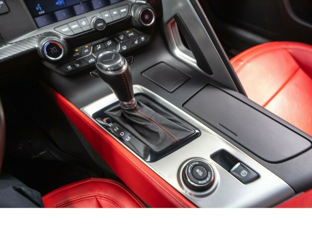 chevrolet-corvette-bensin-2015-big-16