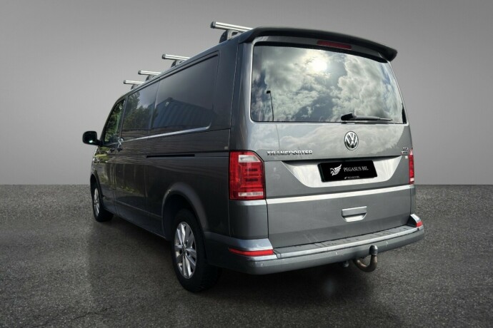 volkswagen-transporter-diesel-2018-big-4