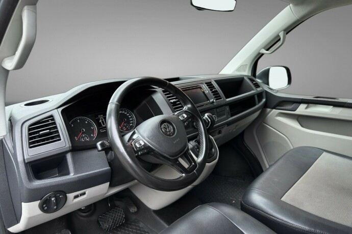 volkswagen-transporter-diesel-2018-big-10