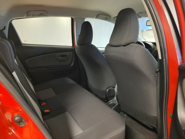 toyota-yaris-elektrisitetbensin-2017-big-12