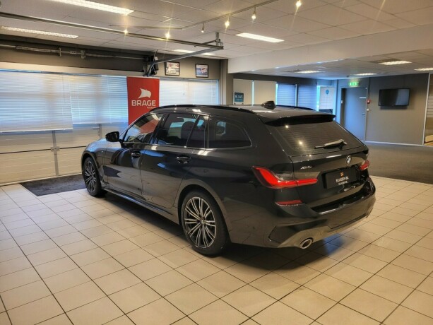 bmw-330e-plug-in-petrol-2021-big-6