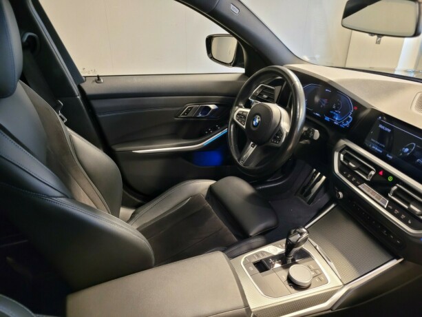 bmw-330e-plug-in-petrol-2021-big-15