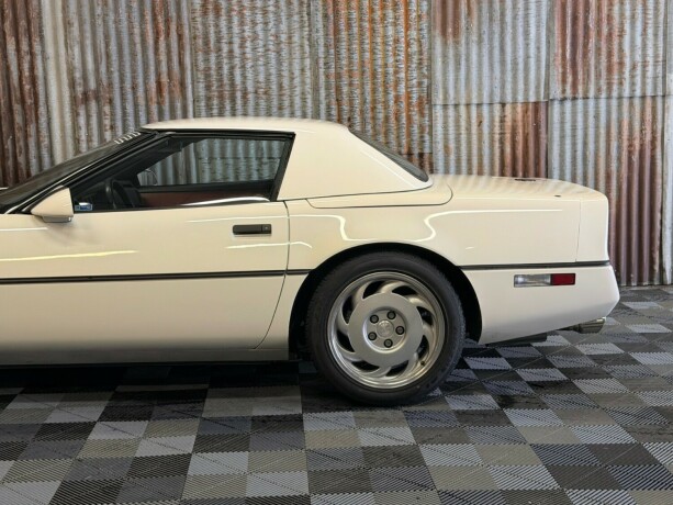 chevrolet-corvette-bensin-1986-big-9