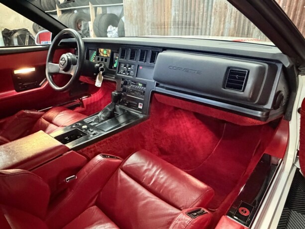 chevrolet-corvette-bensin-1986-big-24