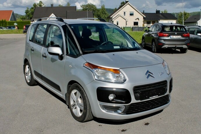 citroen-c3-picasso-diesel-2010-big-0
