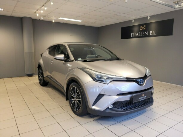 toyota-c-hr-elektrisitetbensin-2017-big-9