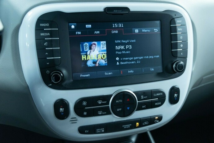 kia-soul-elektrisitet-2018-big-15