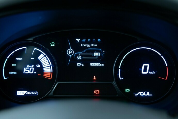 kia-soul-elektrisitet-2018-big-12