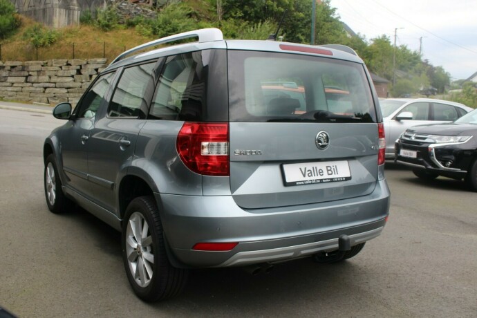 skoda-yeti-bensin-2016-big-4
