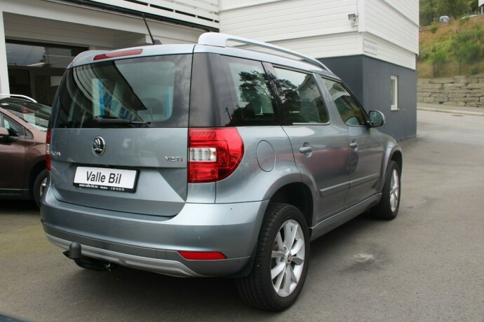 skoda-yeti-bensin-2016-big-5