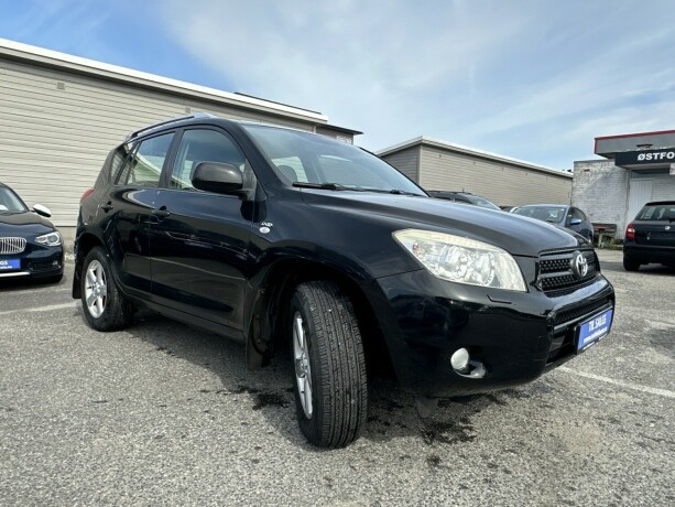 toyota-rav4-diesel-2007-big-2