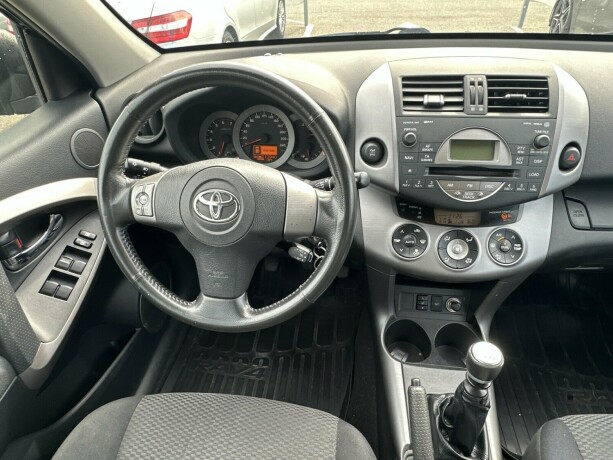 toyota-rav4-diesel-2007-big-7