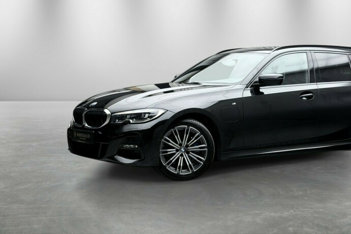 bmw-330e-elektrisitetbensin-2021-big-1