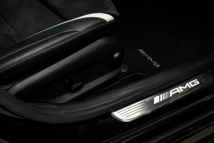 mercedes-benz-c63-bensin-2016-big-7
