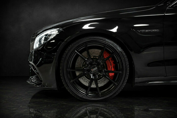 mercedes-benz-c63-bensin-2016-big-32