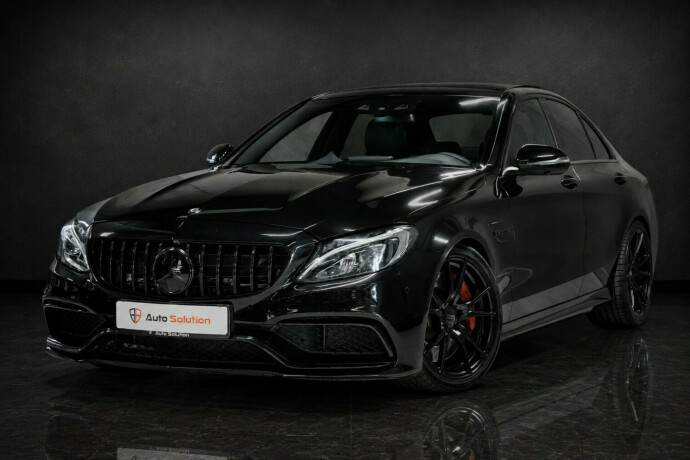 mercedes-benz-c63-bensin-2016-big-0