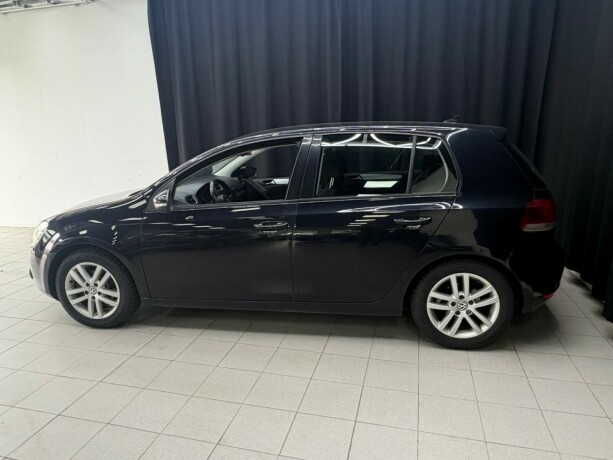 volkswagen-golf-diesel-2009-big-4