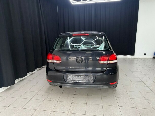 volkswagen-golf-diesel-2009-big-5