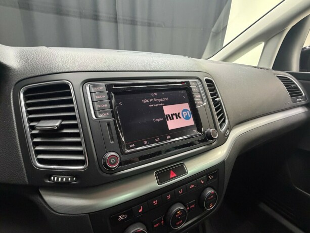 volkswagen-sharan-diesel-2015-big-20