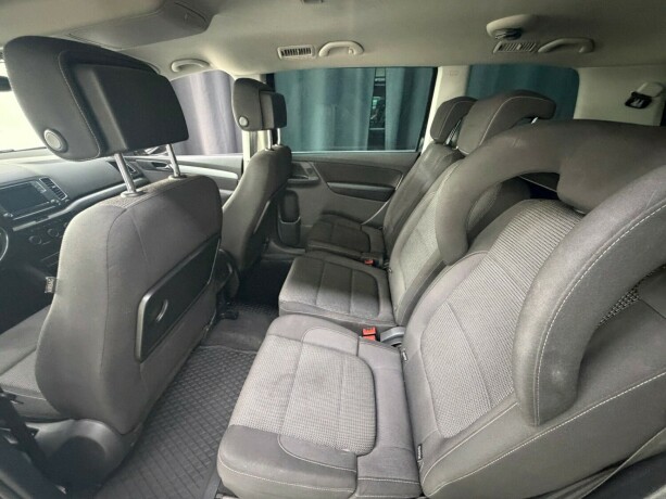 volkswagen-sharan-diesel-2015-big-11