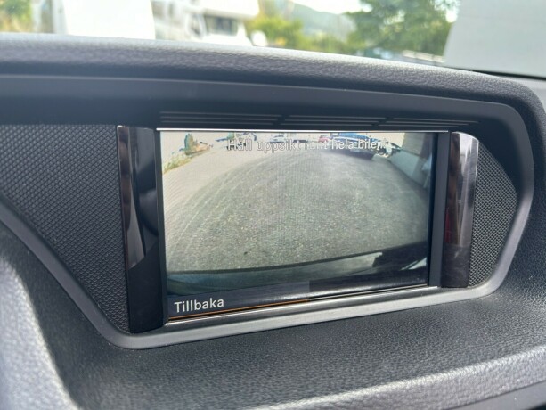 mercedes-benz-e220-diesel-2011-big-38
