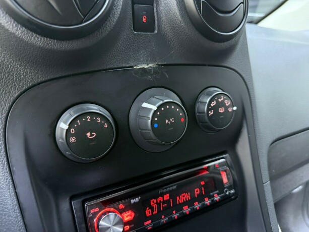 mercedes-benz-citan-diesel-2014-big-14