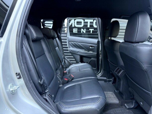 mitsubishi-outlander-elektrisitetbensin-2019-big-29