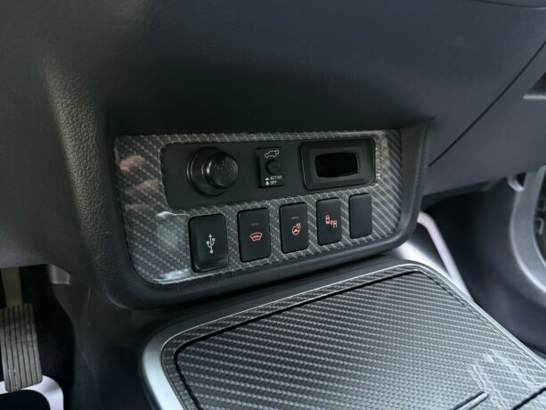 mitsubishi-outlander-elektrisitetbensin-2019-big-20