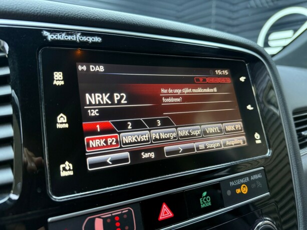 mitsubishi-outlander-elektrisitetbensin-2019-big-16