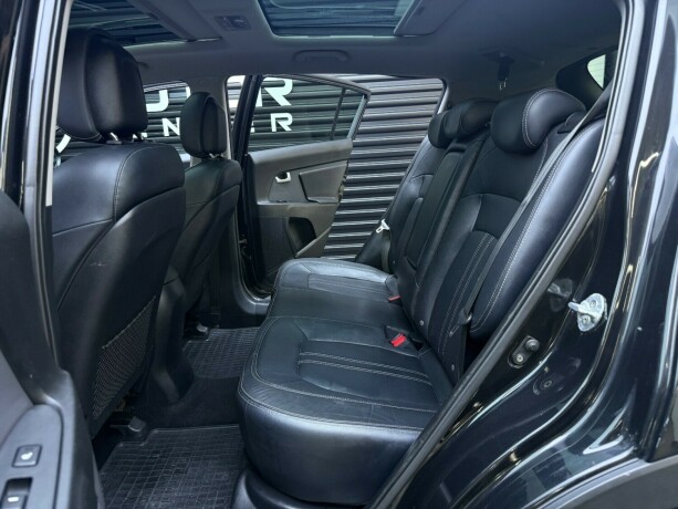 kia-sportage-diesel-2012-big-24