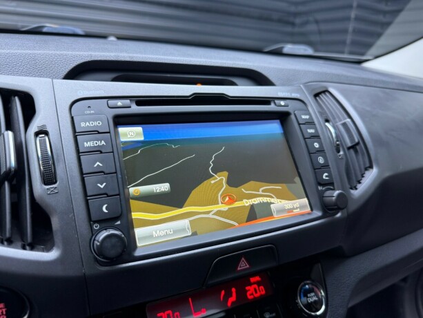 kia-sportage-diesel-2012-big-14