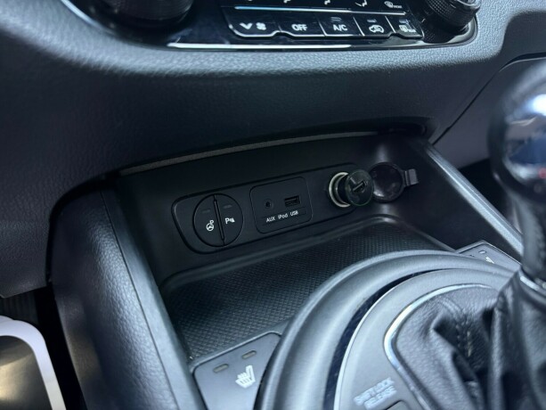 kia-sportage-diesel-2012-big-20