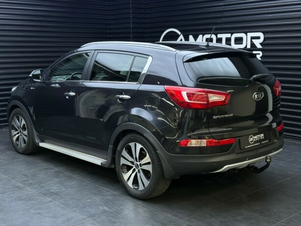 kia-sportage-diesel-2012-big-1