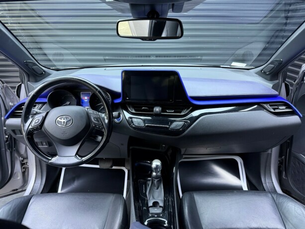toyota-c-hr-elektrisitetbensin-2017-big-9