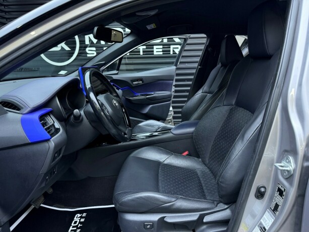 toyota-c-hr-elektrisitetbensin-2017-big-26