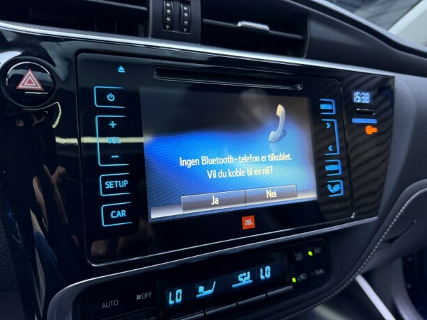 toyota-auris-elektrisitetbensin-2017-big-18
